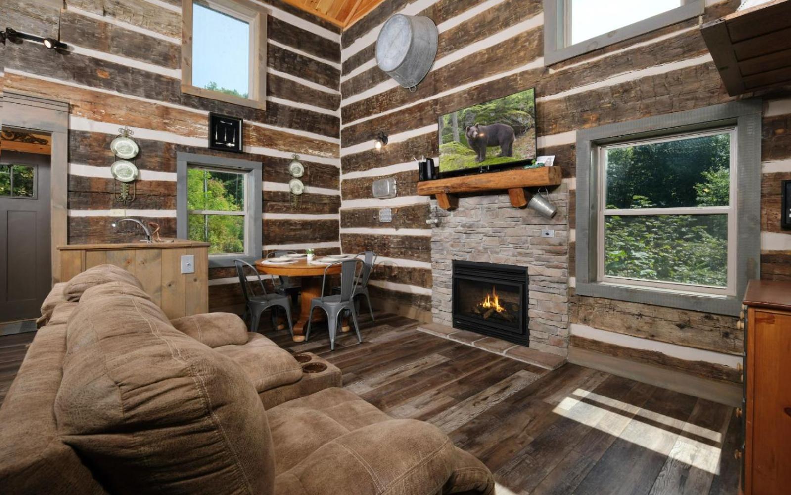 Sheriffs Cabin Гатлинбург Экстерьер фото